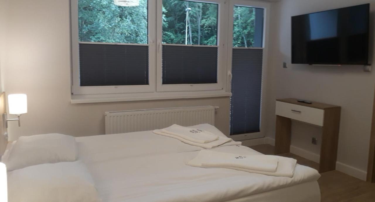 Apartamenty Willa Atena 슈비노우이스쳬 외부 사진