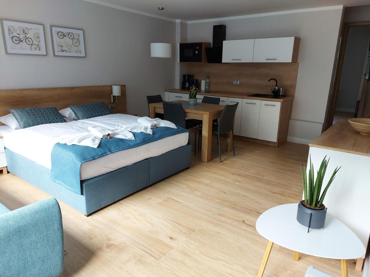 Apartamenty Willa Atena 슈비노우이스쳬 외부 사진