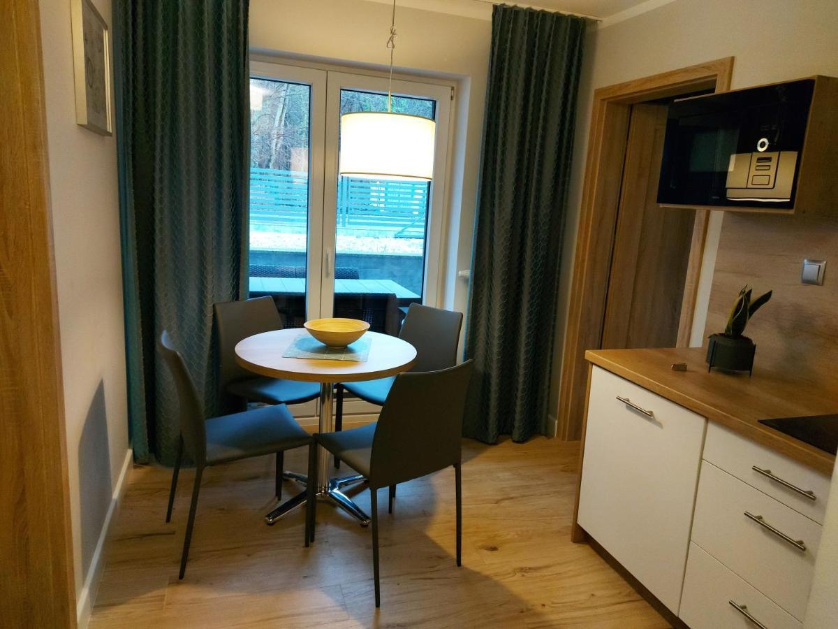 Apartamenty Willa Atena 슈비노우이스쳬 외부 사진